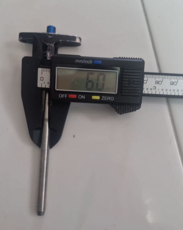 Diagram showing how to measure grip length and diameter on a quick release pin